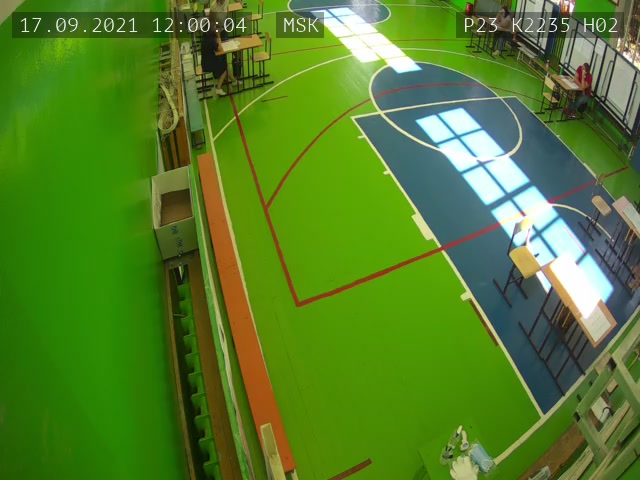 Скриншот нарушения с видеокамеры УИК 2235